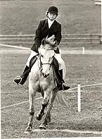 Pernilla och Misty i Ringsj�orten